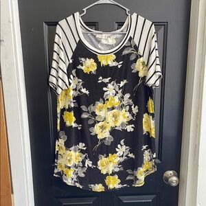 First Looks Black and Yellow Short Sleeve Tee